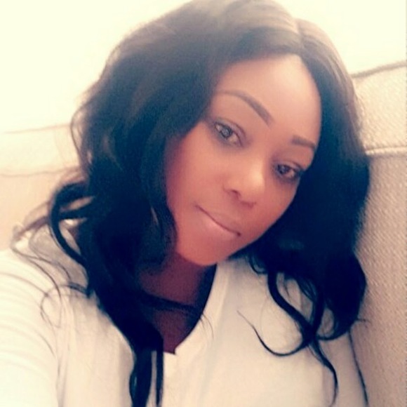 Meet your Posher, Nadia - Picture 1 of 1